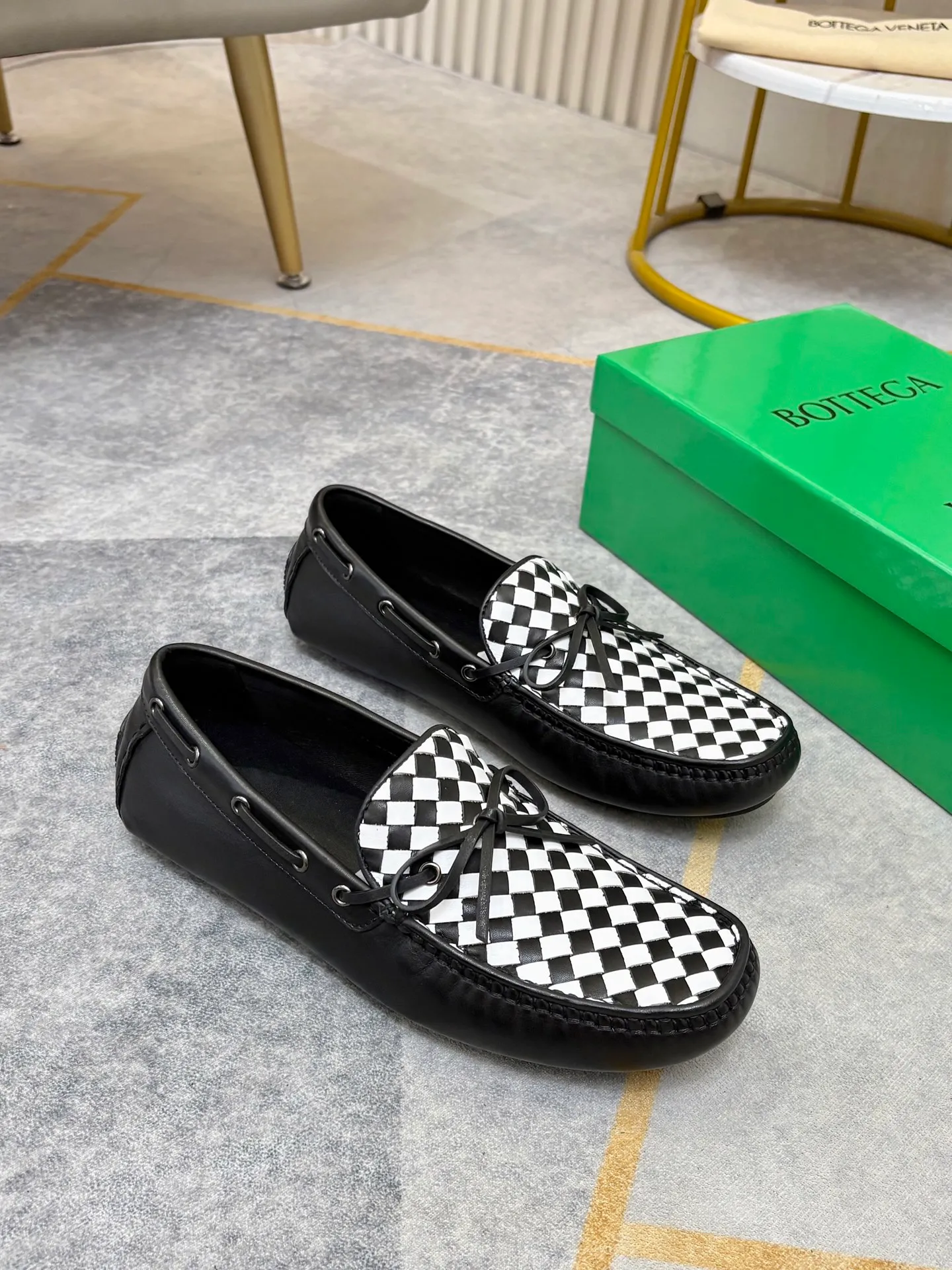 P420💰 (Niu Li + Niu Pad) [BV] The latest hot style‼ ️Casual men's shoes, uppers imported first-layer cowhide ➕Full imported cowhide lining✔️Exquisite workmanship, excellent foot feel, special rubber soles✔️, cool and fashionable, the latest fashion, fashionable outsole, hurry up.  Code number: 38-44 (can be customized to 37.45, non-refundable)